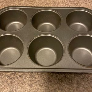 Muffin tin